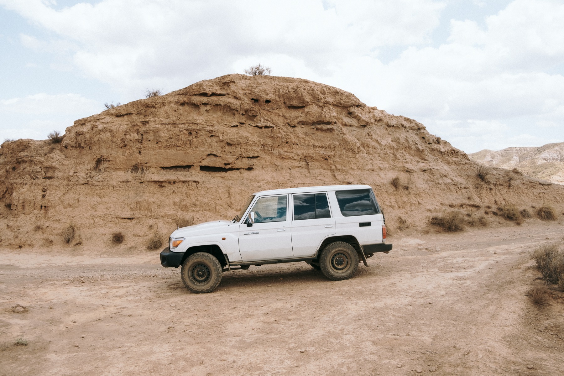 Toyota Land Cruiser Grj76 off-road