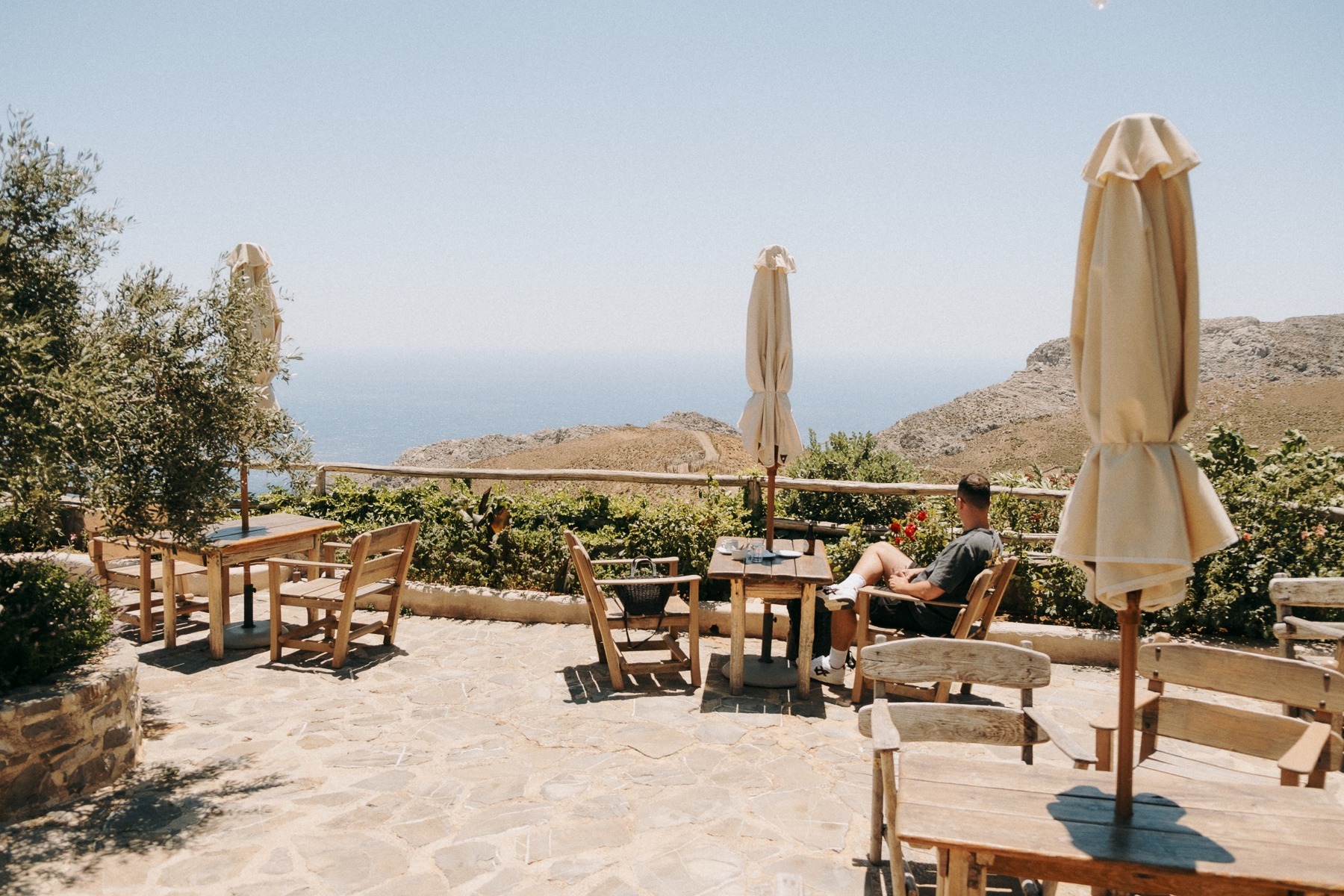 restaurant view thalori retreat