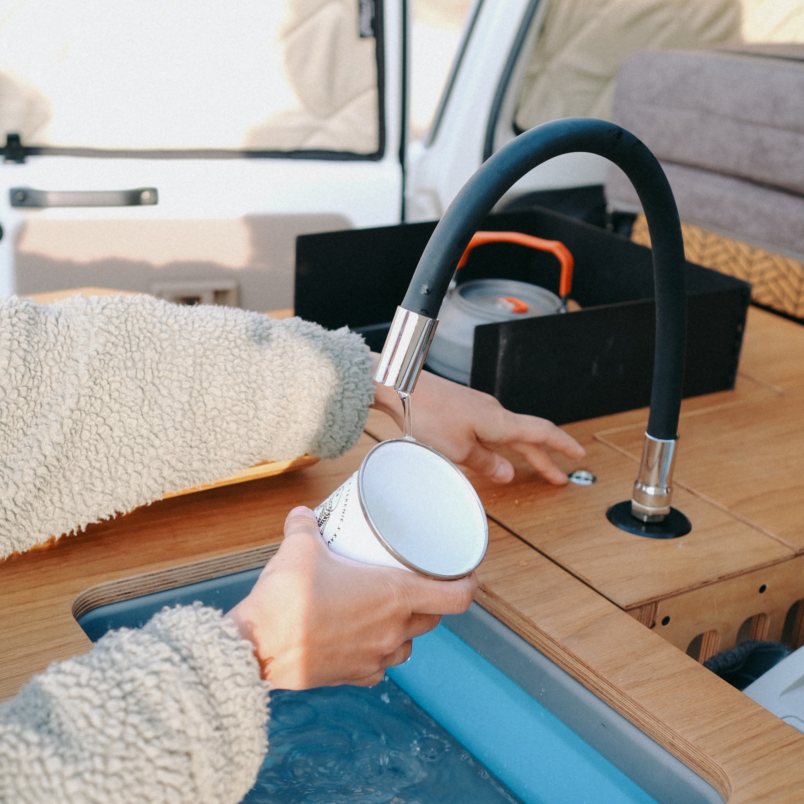 Umywalka box kemoingowy