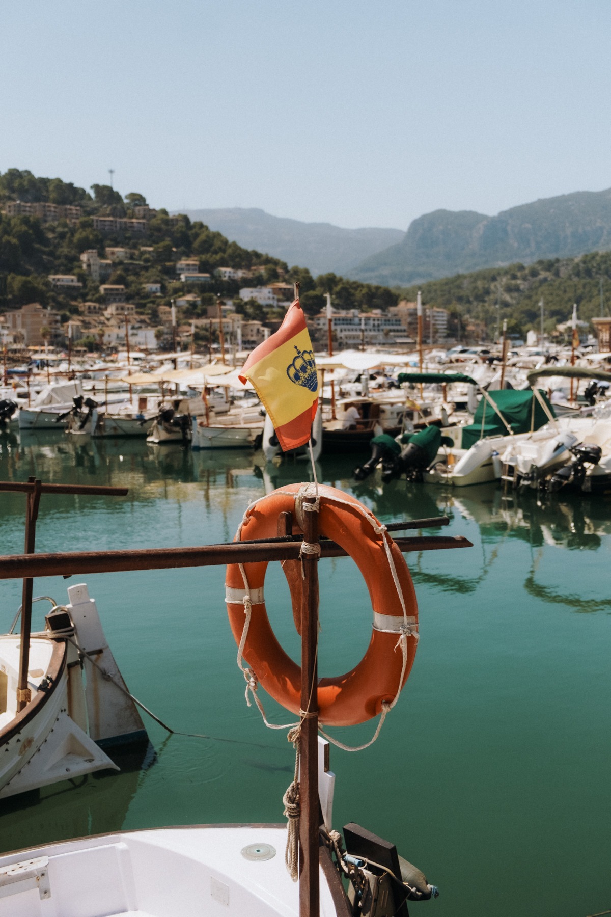 Port de Sóller flaga hiszpanii